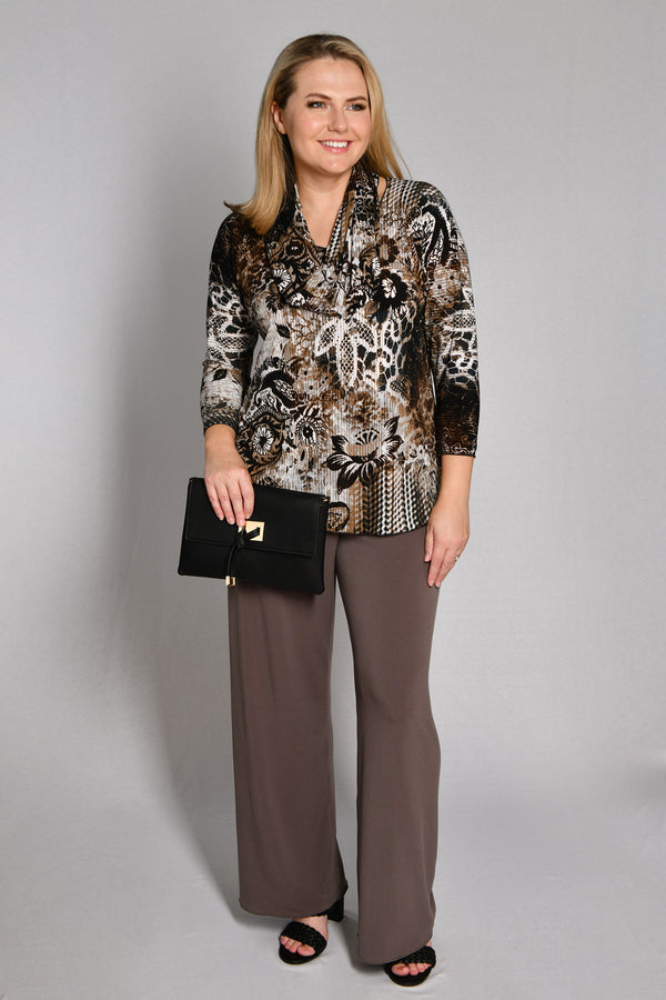 Feline Print 3/4 Sleeve Jersey Top