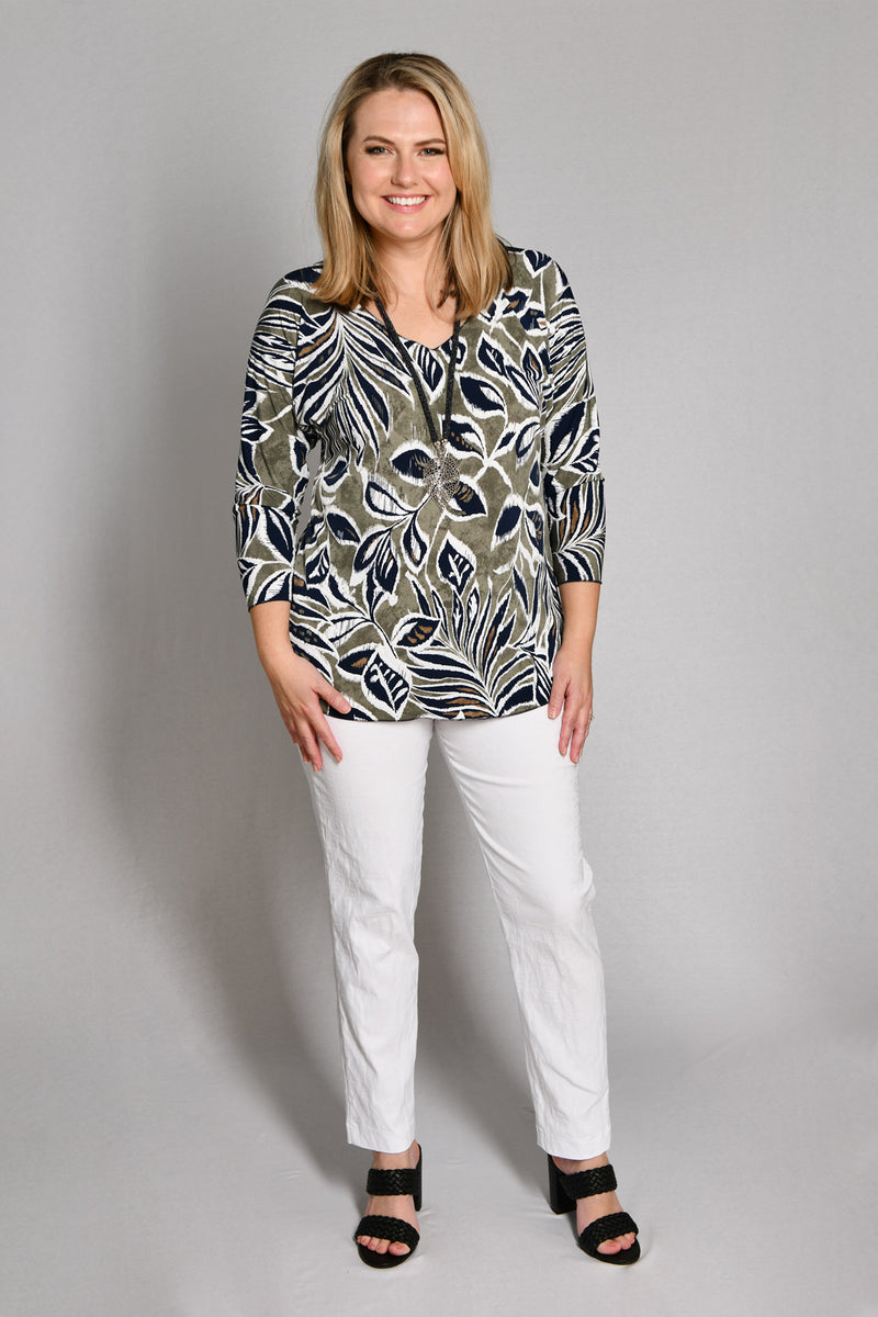 Earthy Print 3/4 Sleeve Jersey Top