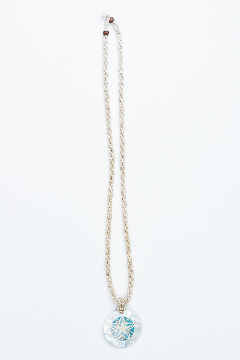 Beige Beaded Starfish Mother of Pearl Pendant Necklace